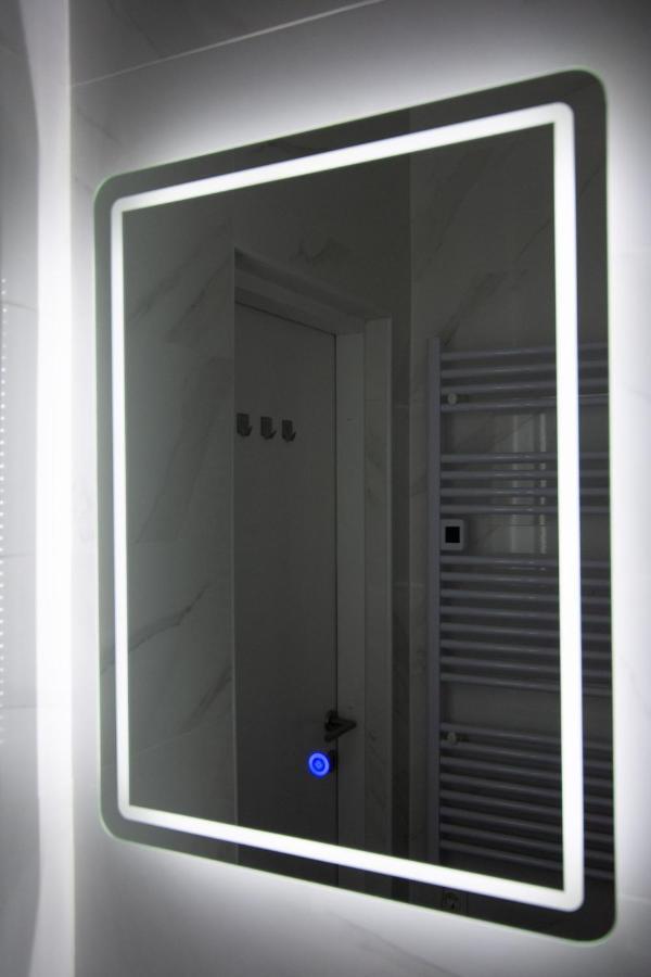 Flexible Selfcheckins 27 - Bedroom - New Zagabria Esterno foto
