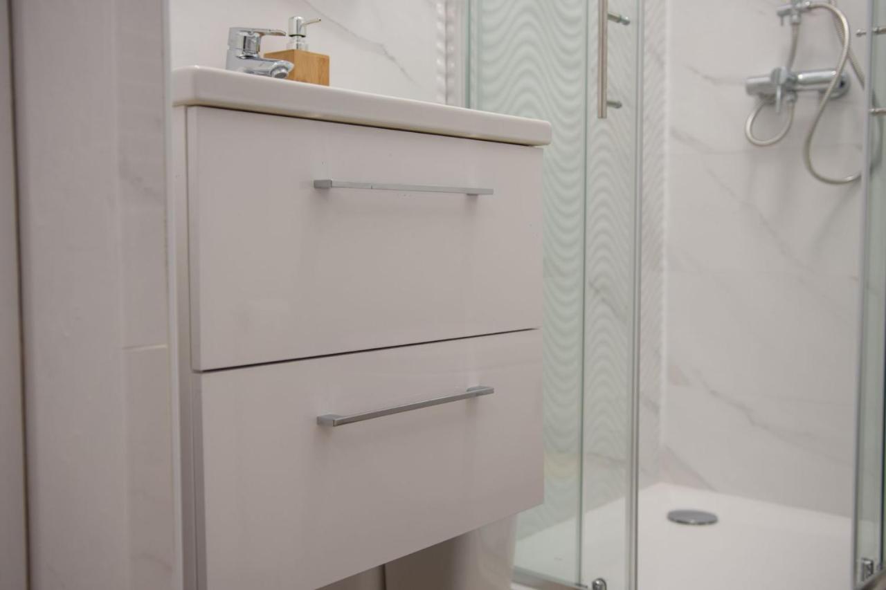 Flexible Selfcheckins 27 - Bedroom - New Zagabria Esterno foto